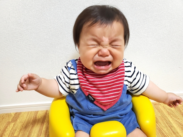 泣いている赤ちゃんのイメージ